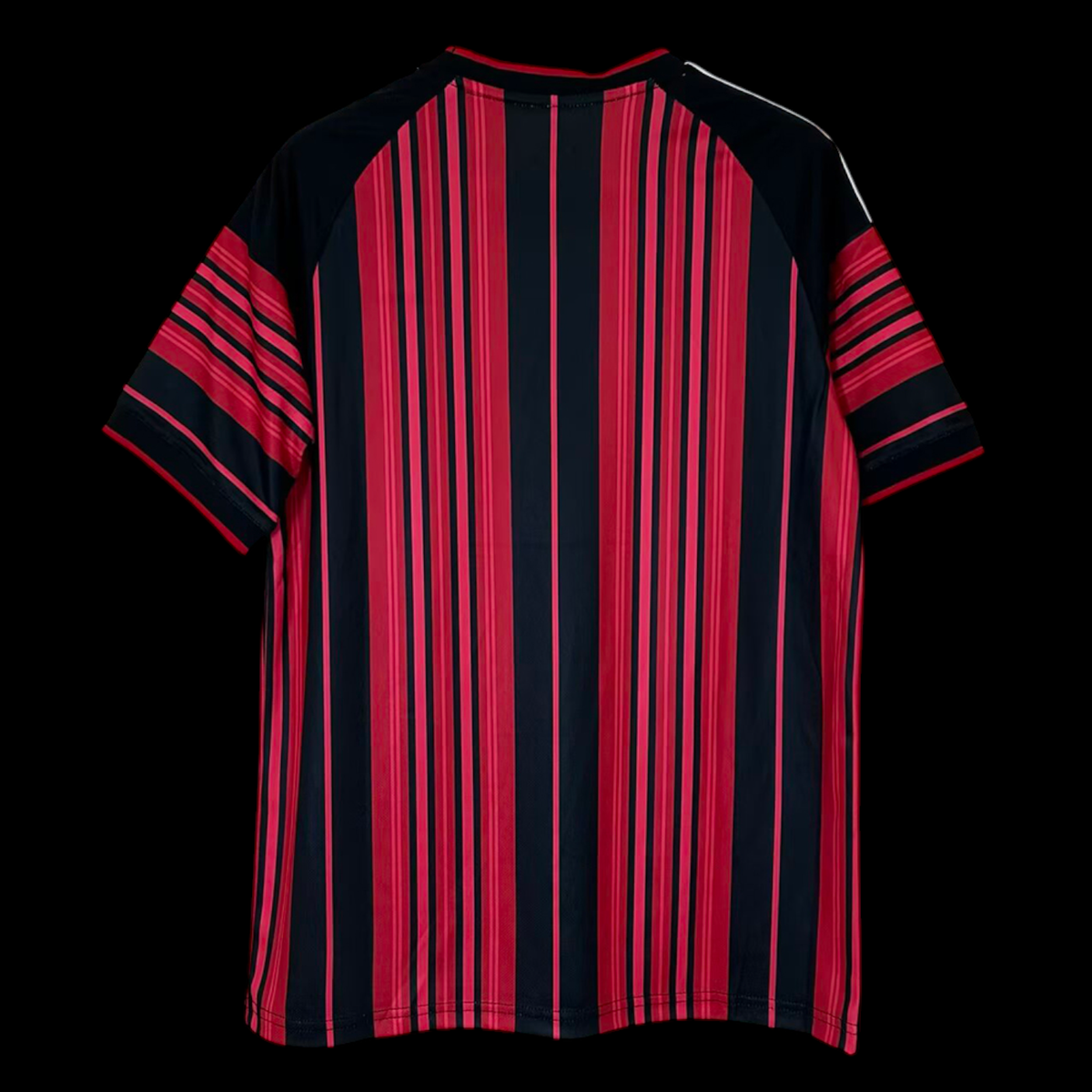 Eintracht Francfort Maillot Domicile 26/27 – vue 2