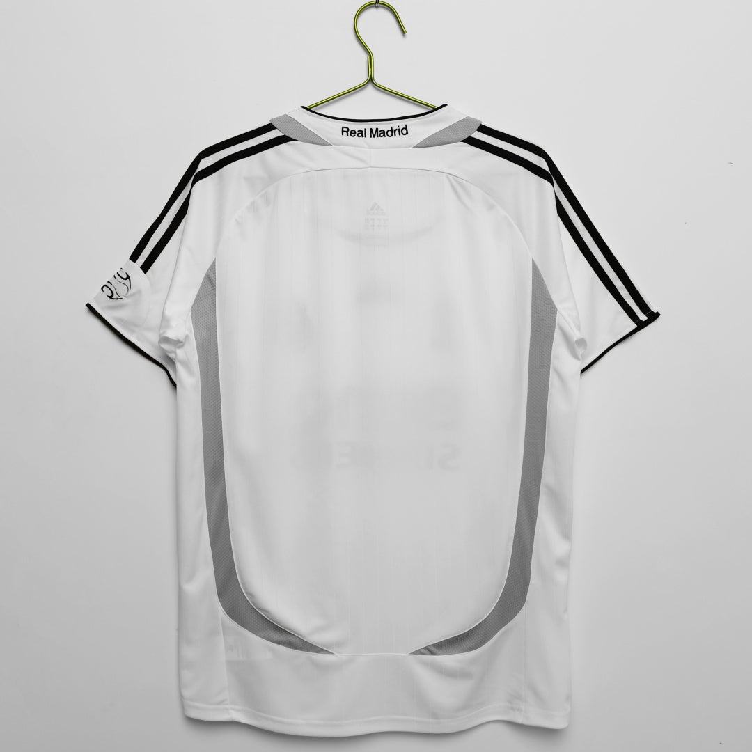 Real Madrid Maillot Domicile Rétro 2017/2018 – vue 2