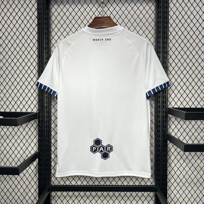 MAILLOT PRESTON DOMICILE 2024/2025
