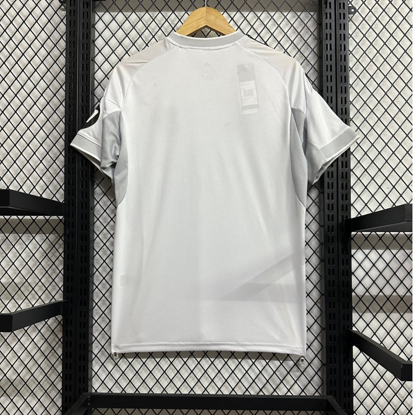 Real Madrid Maillot Domicile 25/26 – vue 2