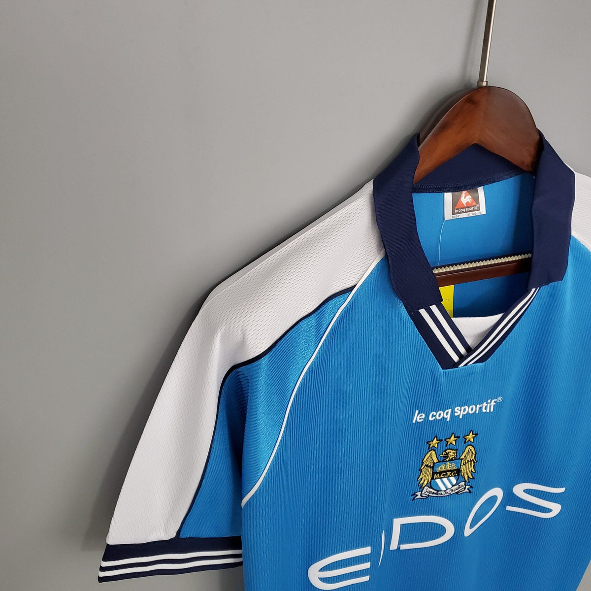 Manchester City Maillot Rétro 99/01 – vue 6
