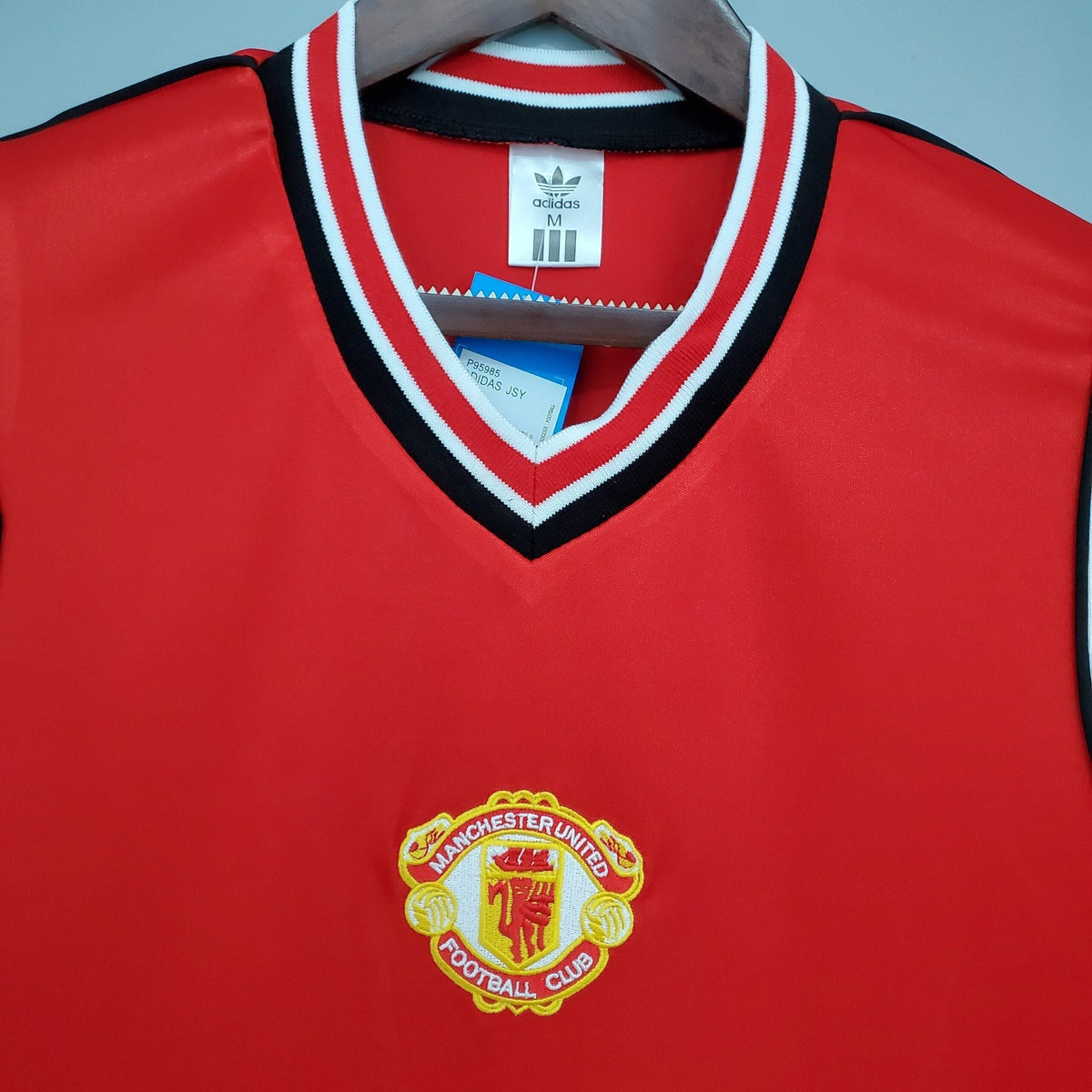 Manchester Utd Maillot Rétro 85/86 – vue 3