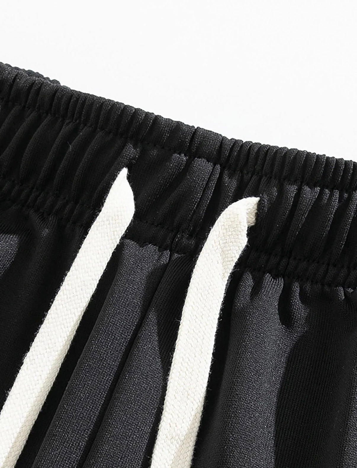Short à coupe régulière - Noir