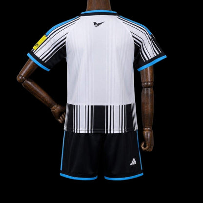 Newcastle Maillot Domicile 26/27 – Enfant – vue 2