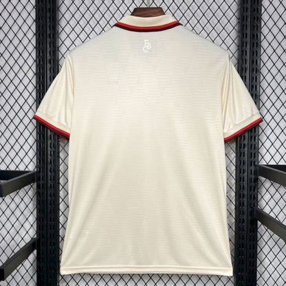 Bayern Maillot Third 24/25 – vue 2
