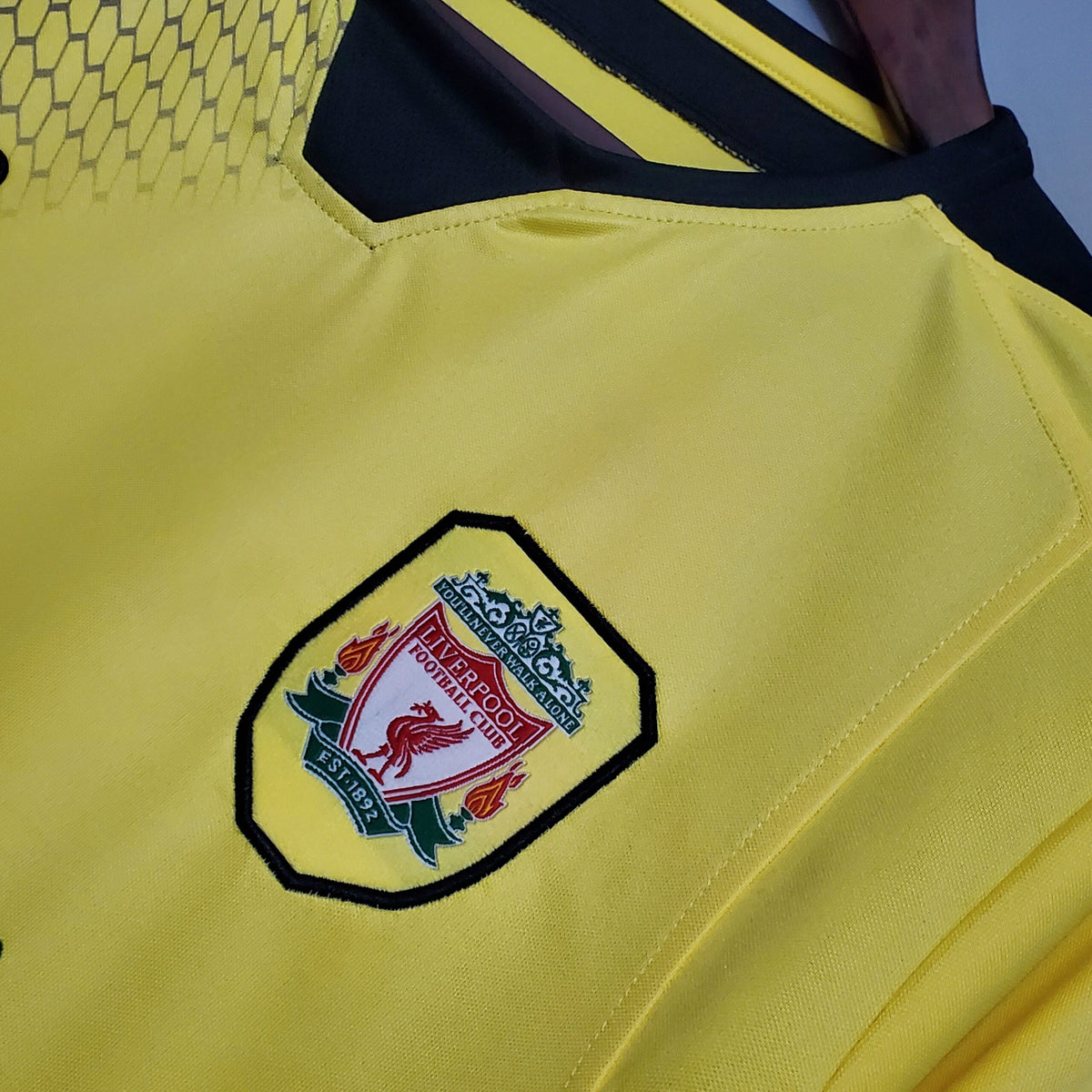 Liverpool Maillot Rétro 04/05 – vue 2